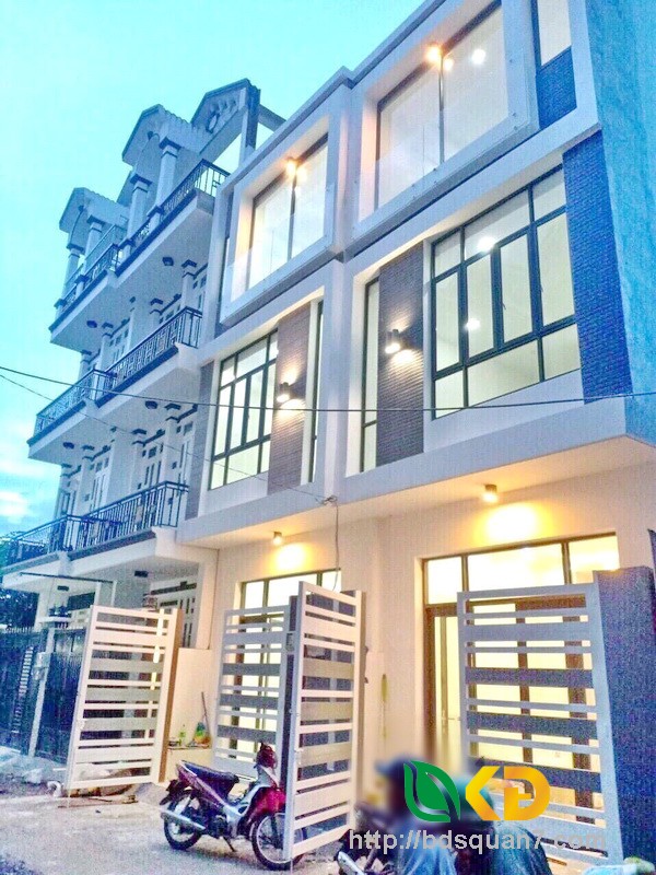Bán nhà 2 lầu mới đẹp hẻm 8m 2177 Huỳnh Tấn Phát Nhà Bè.